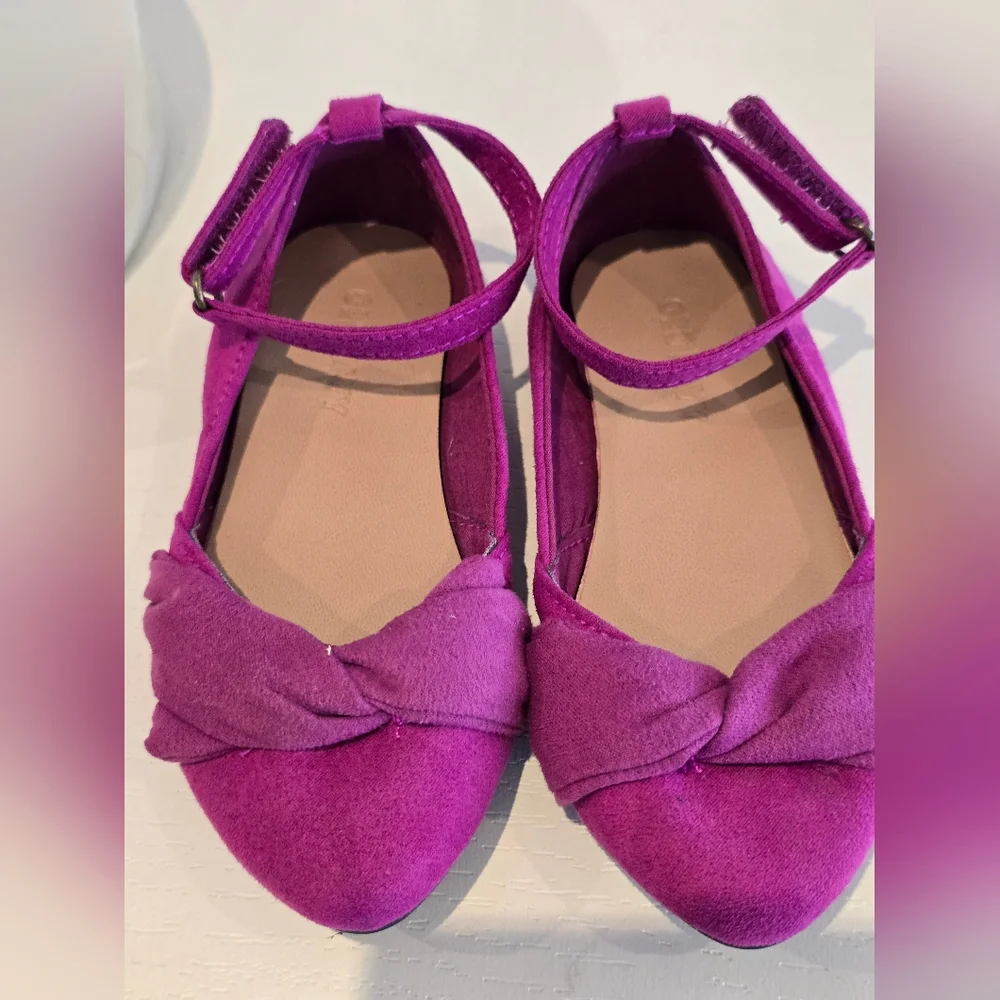 Old Navy Pointed Demi D'Orsay Ballet Flats